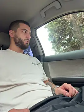 ElChapoGuzman95 online show from November 4, 6:17 am