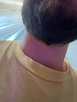 ElChapoGuzman95 online show from February 26, 6:13 am