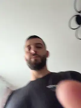 ElChapoGuzman95 online show from February 16, 7:51 am