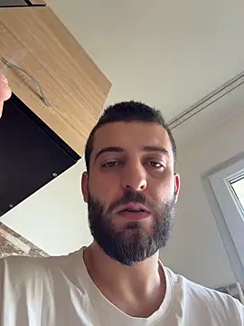 ElChapoGuzman95 online show from March 1, 6:24 am