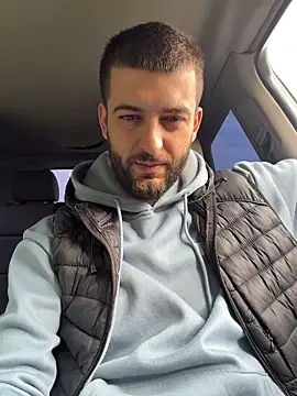 ElChapoGuzman95 online show from April 16, 6:58 am