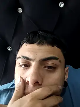 Snapshot of Mollly_n_david chatting on October 24, 4:28 pm Mollly n david online show from October 24, 4:28 pm