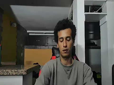 talktome4 online show from February 13, 2:44 am