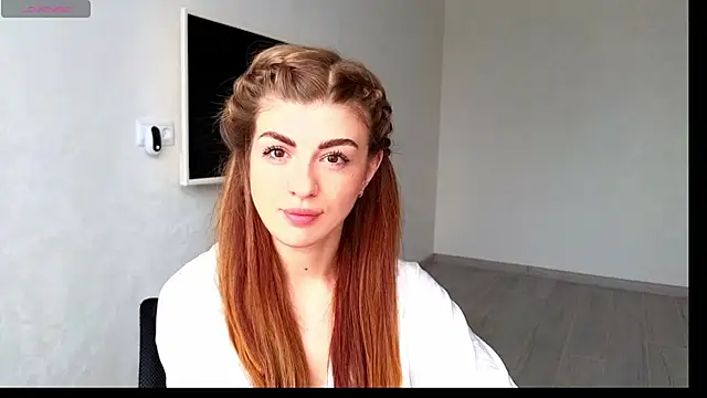  comefeelme  online show from March 10, 7:33 am