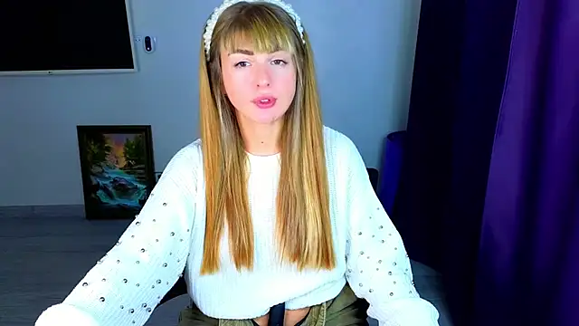  comefeelme  online show from November 17, 11:25 am