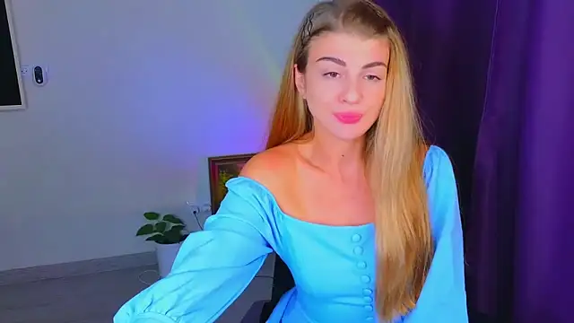  comefeelme  online show from November 10, 5:40 pm