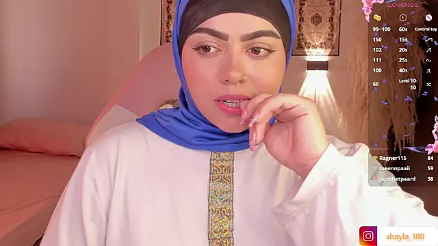 shayla 18 online show from March 15, 10:22 pm