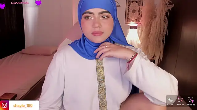 shayla 18 online show from February 11, 8:20 pm