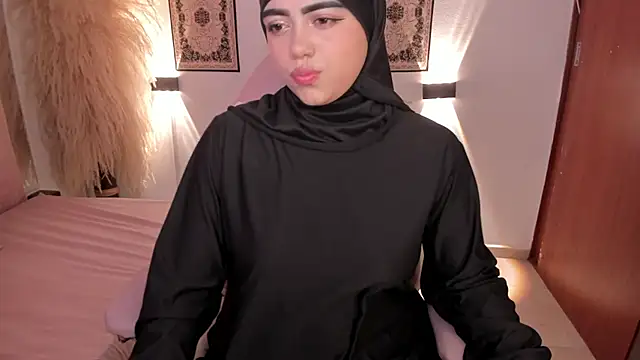 shayla 18 online show from January 28, 7:42 pm