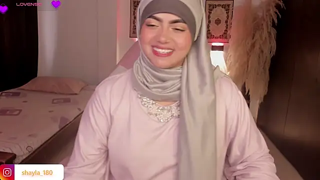 shayla 18 online show from February 23, 8:42 pm