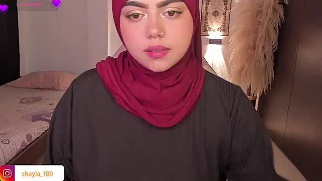 shayla 18 online show from March 27, 7:37 pm