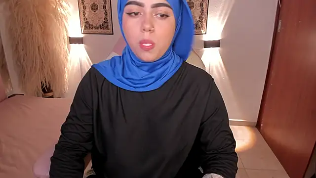 shayla 18 online show from January 24, 11:02 pm