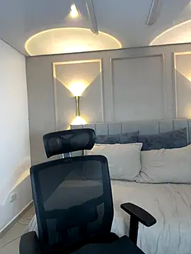 Miss blue69 online show from December 5, 1:49 am