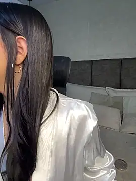 Miss blue69 online show from April 17, 1:52 am