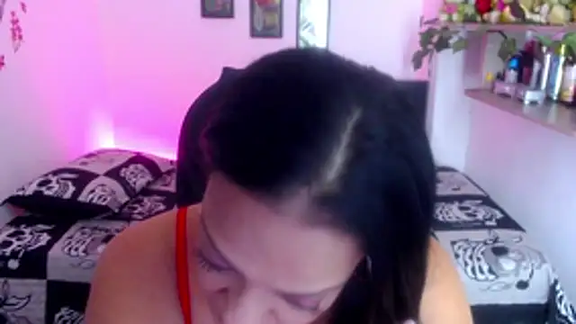 Snapshot of menfismuller2 chatting on October 28, 2:05 pm menfismuller2 online show from October 28, 2:05 pm