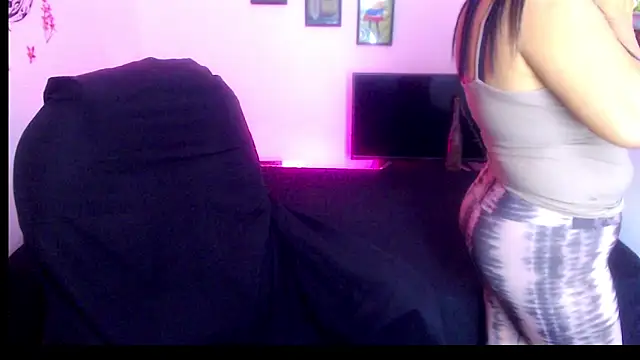 Snapshot of menfismuller2 chatting on November 26, 7:36 pm menfismuller2 online show from November 26, 7:36 pm