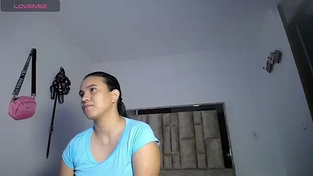 Snapshot of tiffany__pink chatting on November 15, 10:03 pm tiffany pink online show from November 15, 10:03 pm