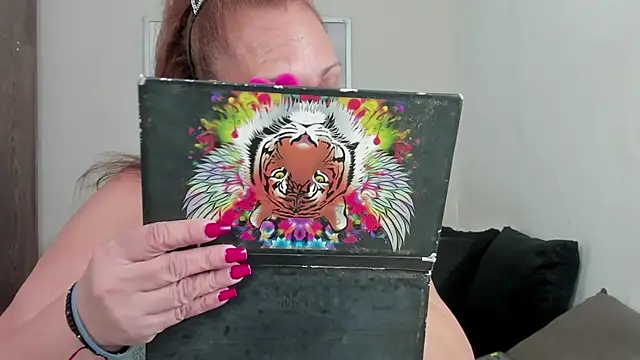 Snapshot of Cheryl_JONES chatting on November 14, 6:06 am Cheryl JONES online show from November 14, 6:06 am