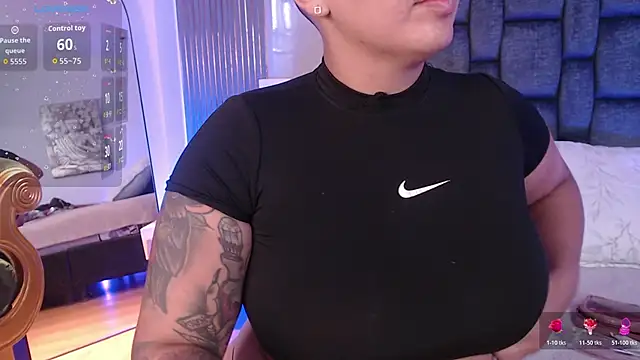 Snapshot of WildyTemping chatting on December 2, 9:05 pm WildyTemping online show from December 2, 9:05 pm