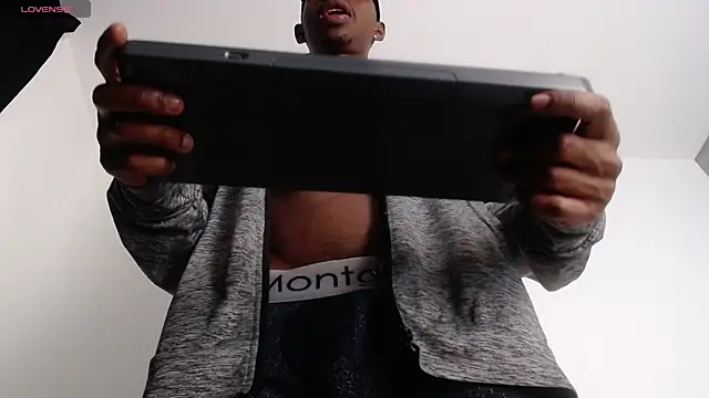 drake brwon 23 online show from October 16, 5:38 am