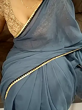 Snapshot of Mounika25 chatting on October 15, 5:54 pm Mounika25 online show from October 15, 5:54 pm