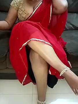 Snapshot of Mounika25 chatting on December 8, 5:22 pm Mounika25 online show from December 8, 5:22 pm
