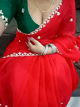 Snapshot of Mounika25 chatting on September 24, 6:47 pm Mounika25 online show from September 24, 6:47 pm