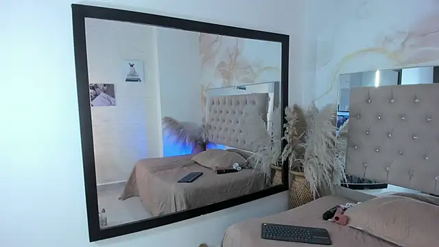 ainaah  online show from March 14, 2:41 pm