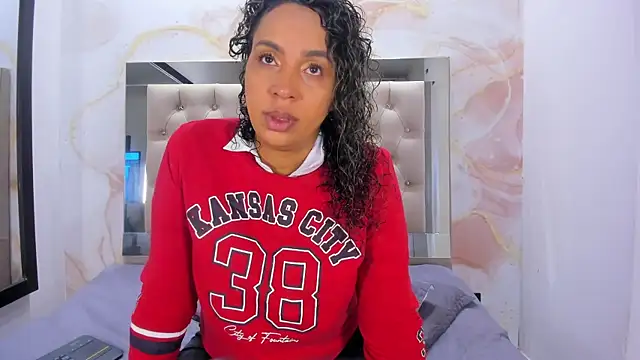 ainaah  online show from December 17, 12:10 pm