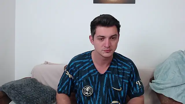 AndyFame online show from April 22, 5:09 pm