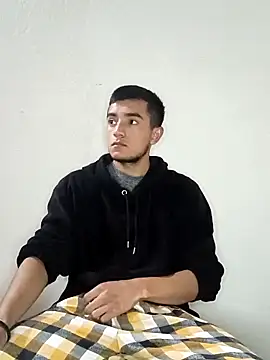 Thick Cock online show from October 31, 1:57 am