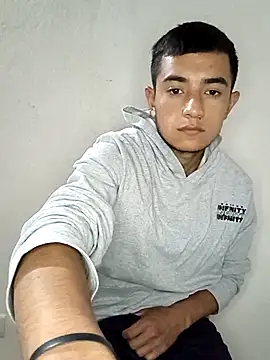 Thick Cock online show from November 2, 4:06 am