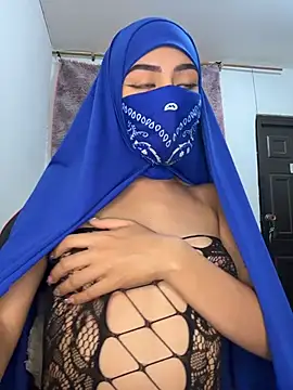 Snapshot of _alabina_ chatting on December 5, 7:23 pm alabina online show from December 5, 7:23 pm