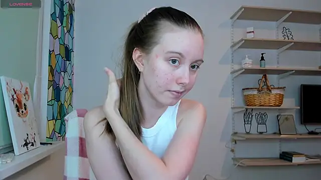 Peggy Beauty online show from November 4, 1:42 am