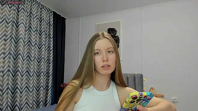 Snapshot of Peggy_Beauty chatting on March 12, 7:24 am Peggy Beauty online show from March 12, 7:24 am