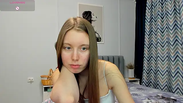 Snapshot of Peggy_Beauty chatting on January 18, 12:02 am Peggy Beauty online show from January 18, 12:02 am
