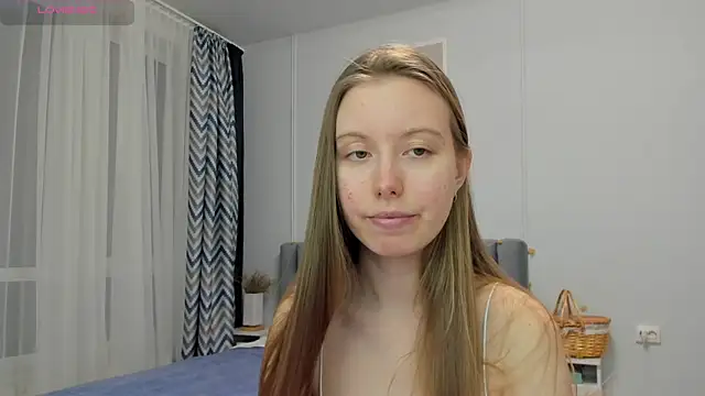 Snapshot of Peggy_Beauty chatting on February 13, 9:06 pm Peggy Beauty online show from February 13, 9:06 pm