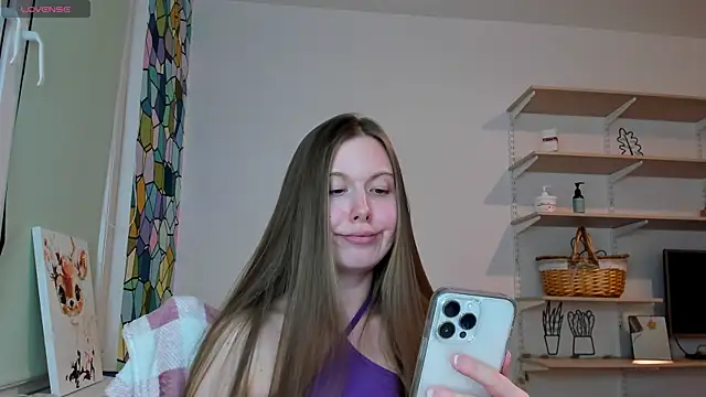 Snapshot of Peggy_Beauty chatting on October 9, 10:43 pm Peggy Beauty online show from October 9, 10:43 pm