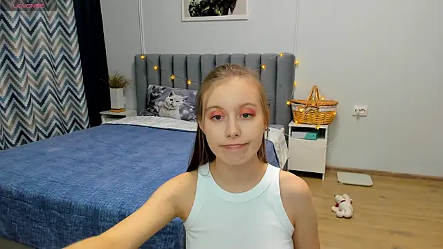 Snapshot of Peggy_Beauty chatting on January 25, 6:01 am Peggy Beauty online show from January 25, 6:01 am