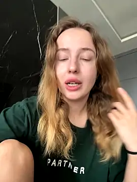 Nura n Sarah online show from November 19, 5:07 am