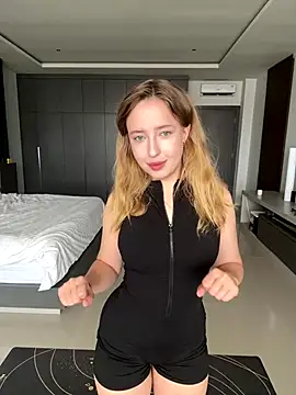 Nura n Sarah online show from December 5, 5:28 am