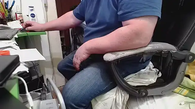 tipko123 online show from October 2, 1:47 pm