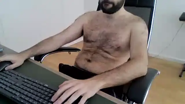 Snapshot of joaodias_97 chatting on April 24, 4:31 pm joaodias 97 online show from April 24, 4:31 pm