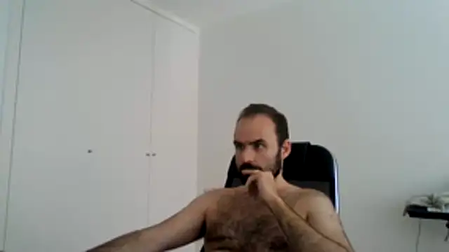 Snapshot of joaodias_97 chatting on June 2, 4:07 pm joaodias 97 online show from June 2, 4:07 pm