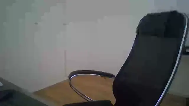 Snapshot of joaodias_97 chatting on July 6, 10:33 am joaodias 97 online show from July 6, 10:33 am