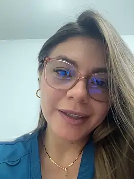 alicee16 online show from March 1, 8:21 pm