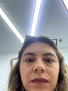 alicee16 online show from November 17, 3:49 pm