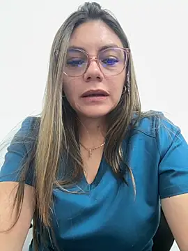 alicee16 online show from March 15, 8:10 pm