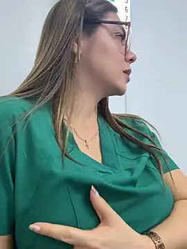 alicee16 online show from March 22, 7:42 pm