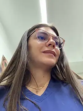 alicee16 online show from January 14, 11:05 pm